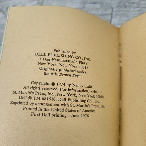 CHINDERA Nancy Cato 1976 Dell 1st Print Paperback Historical Fiction Brown Sugar - Picture 3 of 14